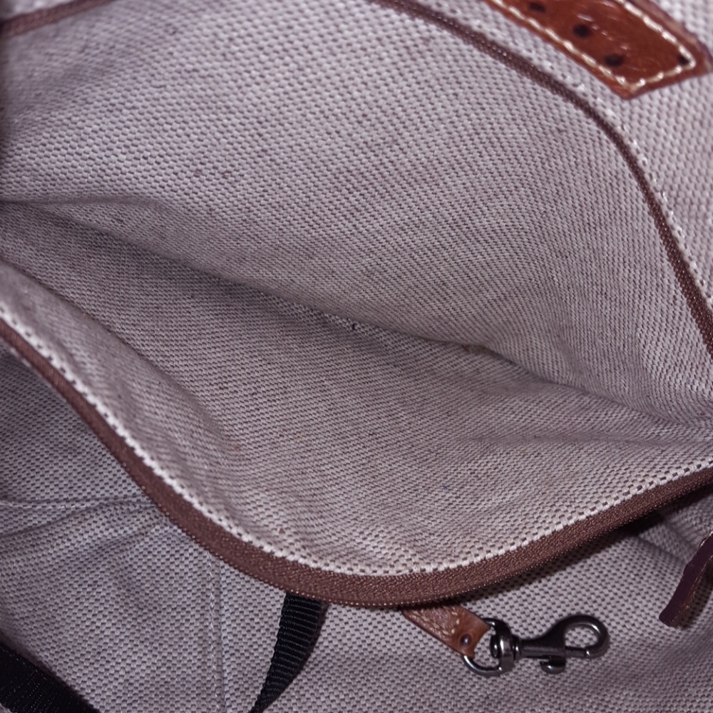 Purse - Picture 3 of 4
